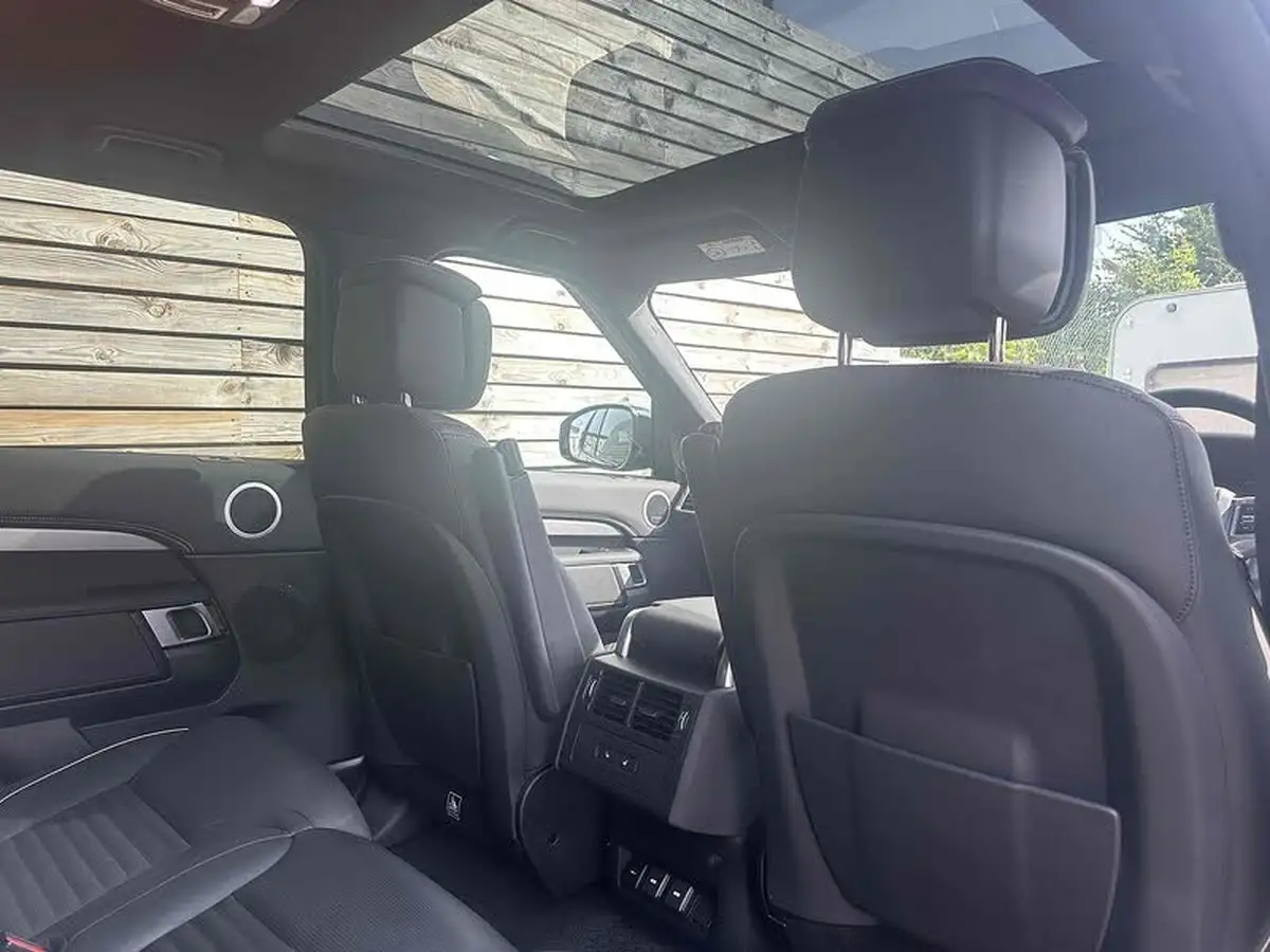 2023-land-rover-discovery-30-d300-dynamic-hse-big-12