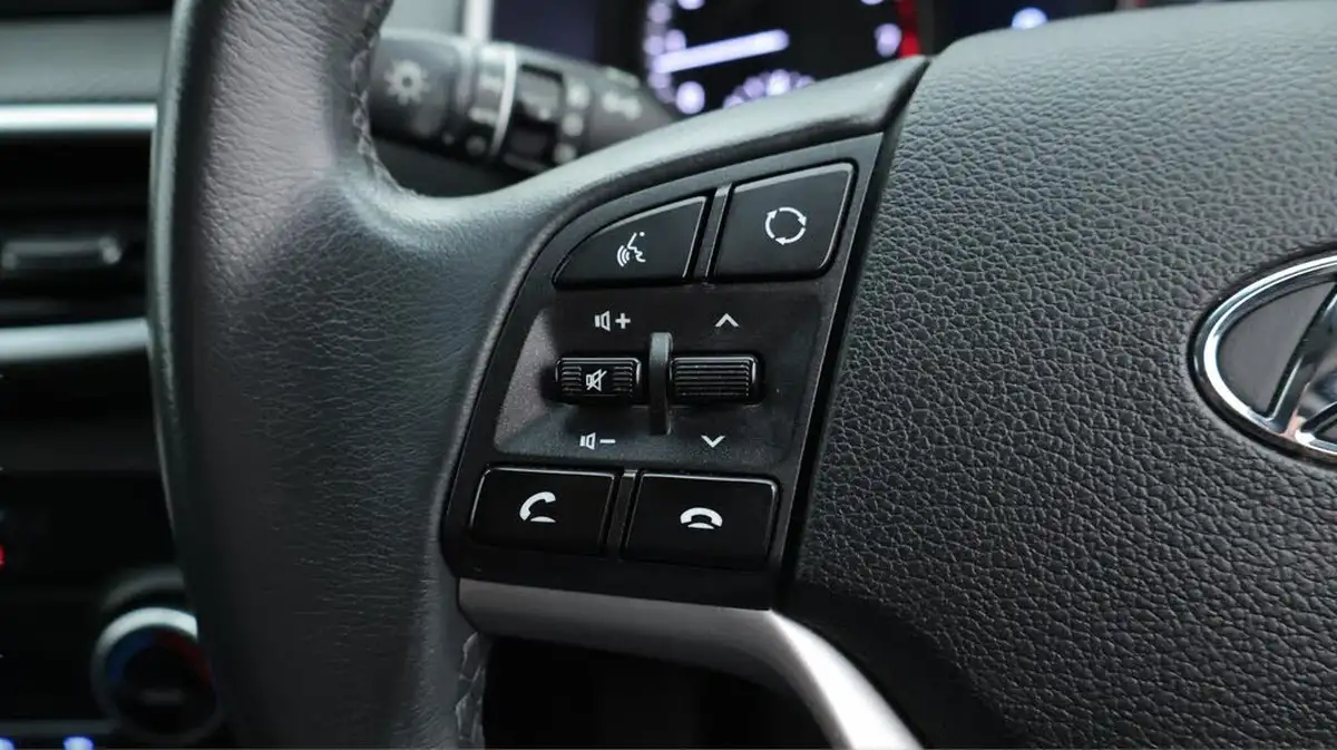 2019-hyundai-tucson-big-32