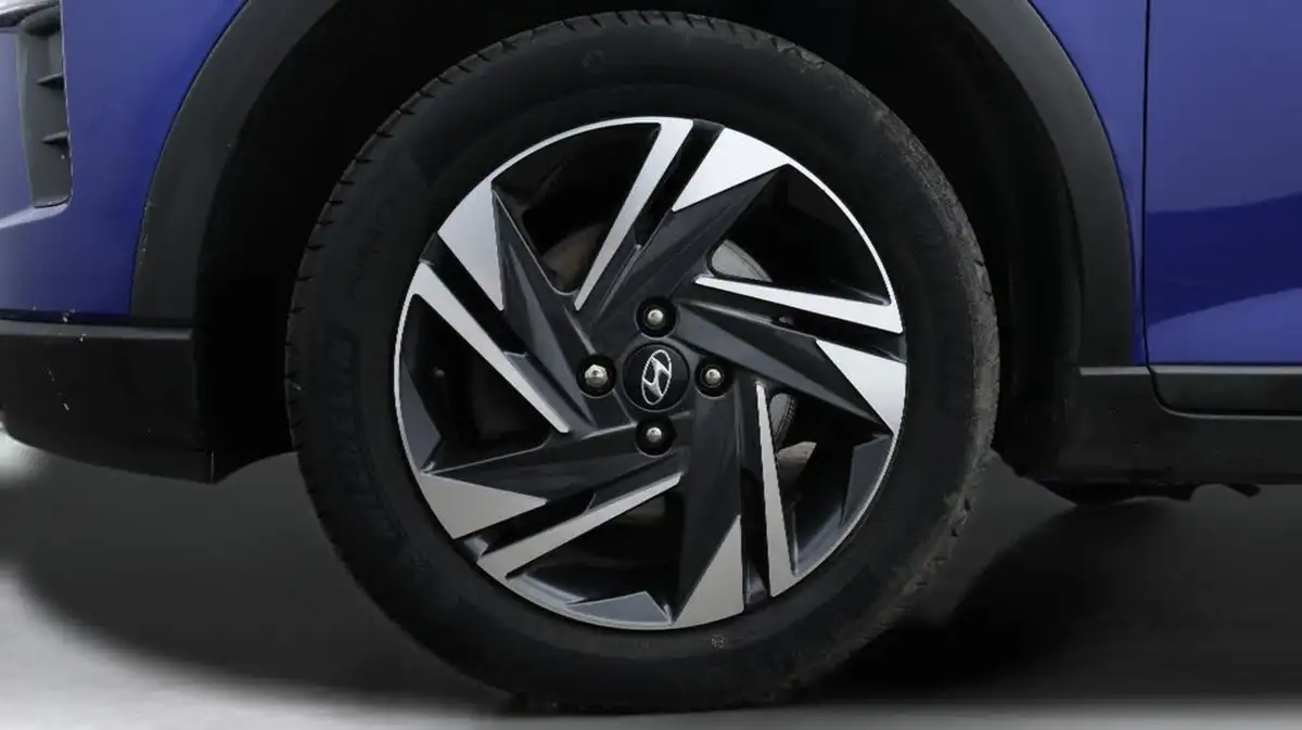 2022-hyundai-bayon-10-t-gdi-se-connect-big-18