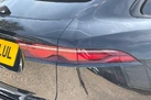 2023-jaguar-f-pace-20-d200-r-dynamic-se-black-small-42