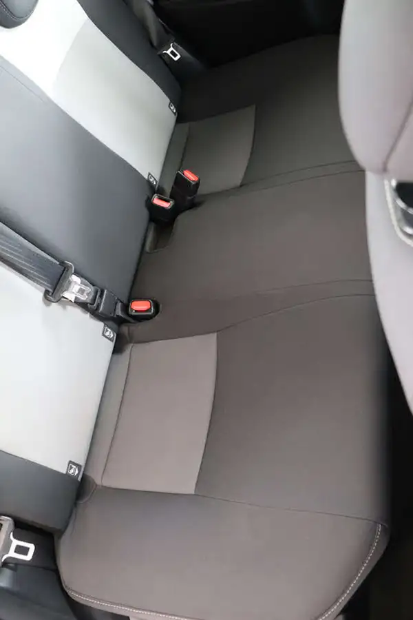 2020-toyota-yaris-15-vvt-i-icon-98bhp-hybrid-1497cc-e-cvt-big-27
