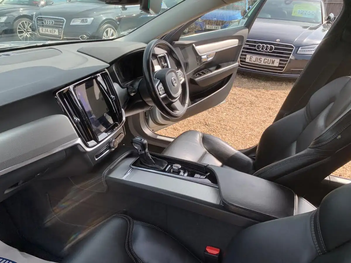 2017-volvo-v90-20td-d4-inscription-big-30