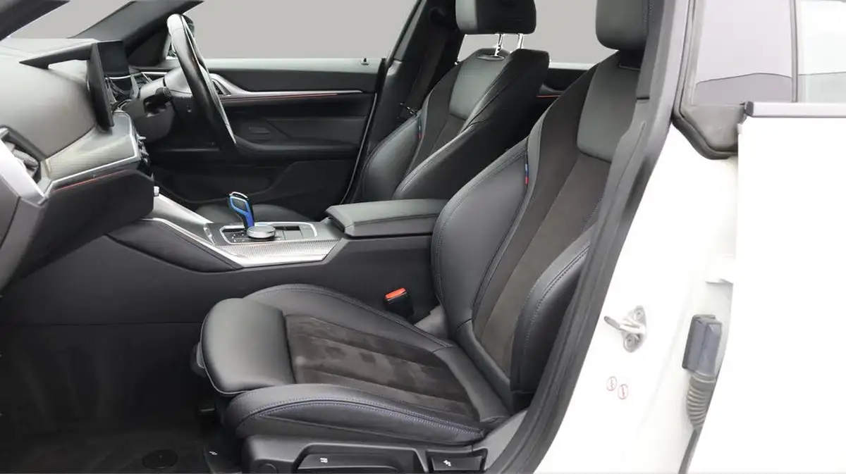 2022-bmw-i4-e-edrive40-m-sport-big-14