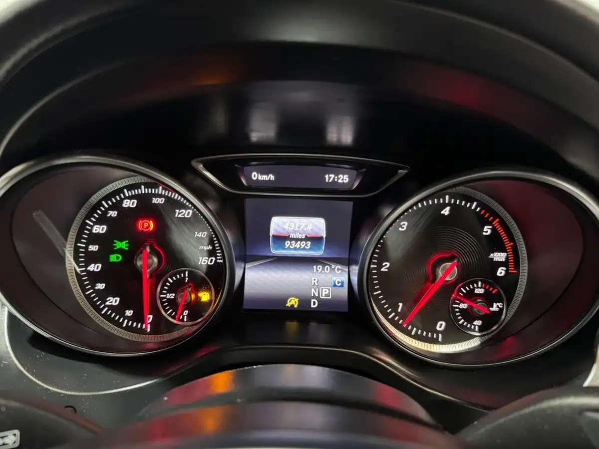 2018-mercedes-benz-cla-21d-cla-200-amg-line-shooting-brake-5d-7g-dct-big-29