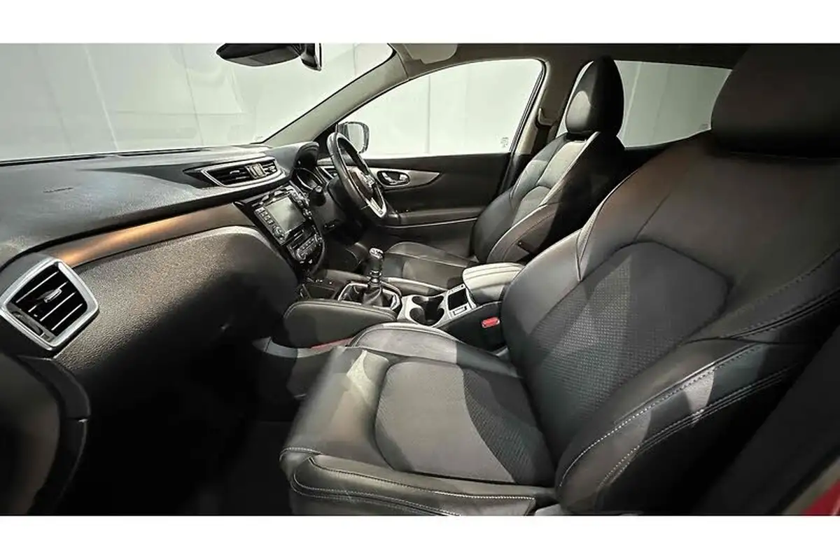 2018-nissan-qashqai-13-dig-t-tekna-160ps-big-18