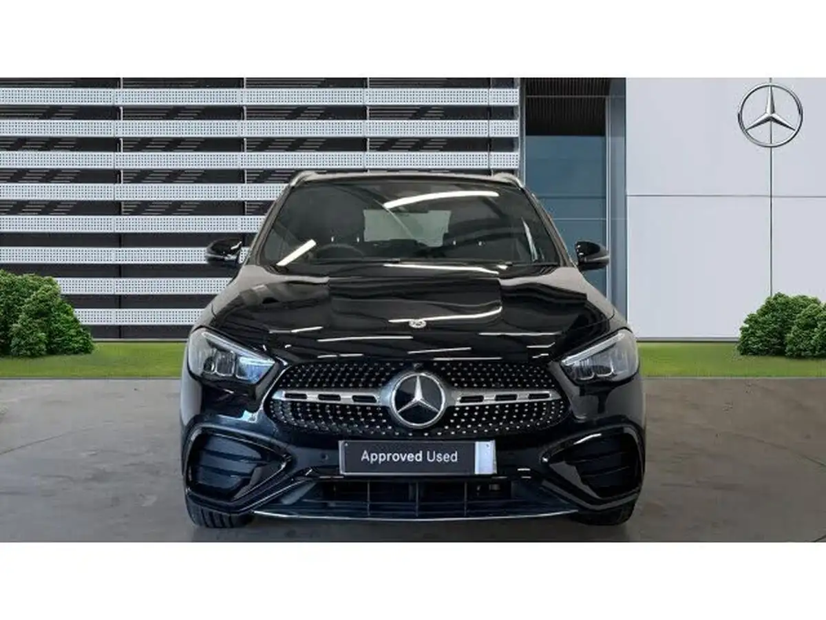 2024-mercedes-benz-gla-class-13-gla-200-amg-line-executive-big-2