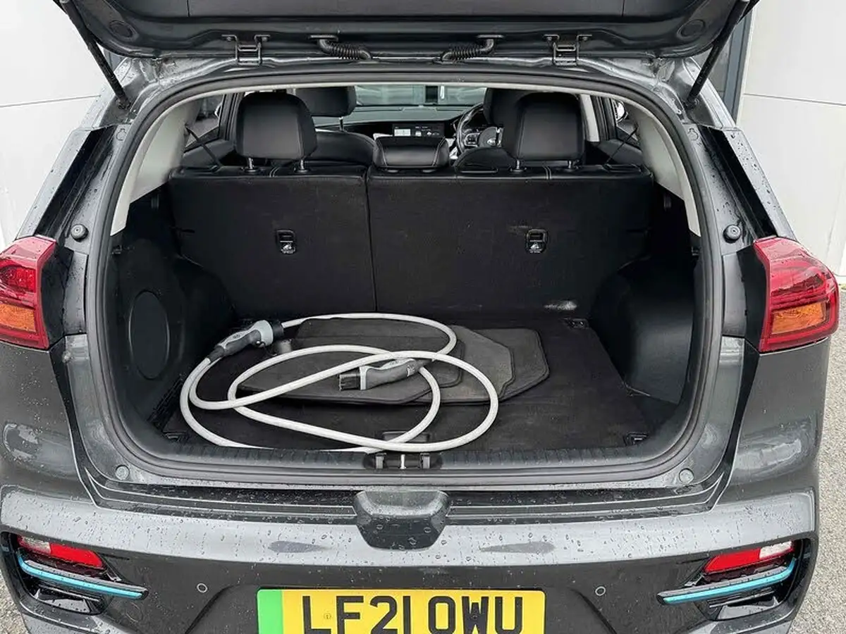 2021-kia-e-niro-ev-4-big-17