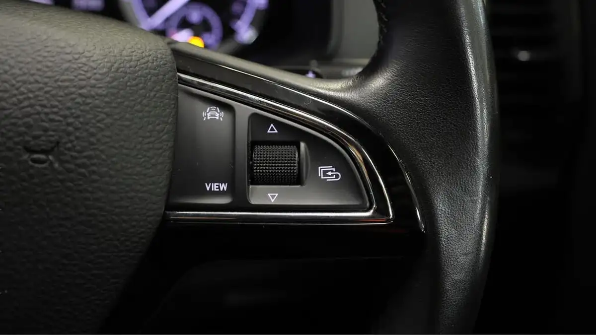 2019-skoda-karoq-15-tsi-se-l-dsg-big-24