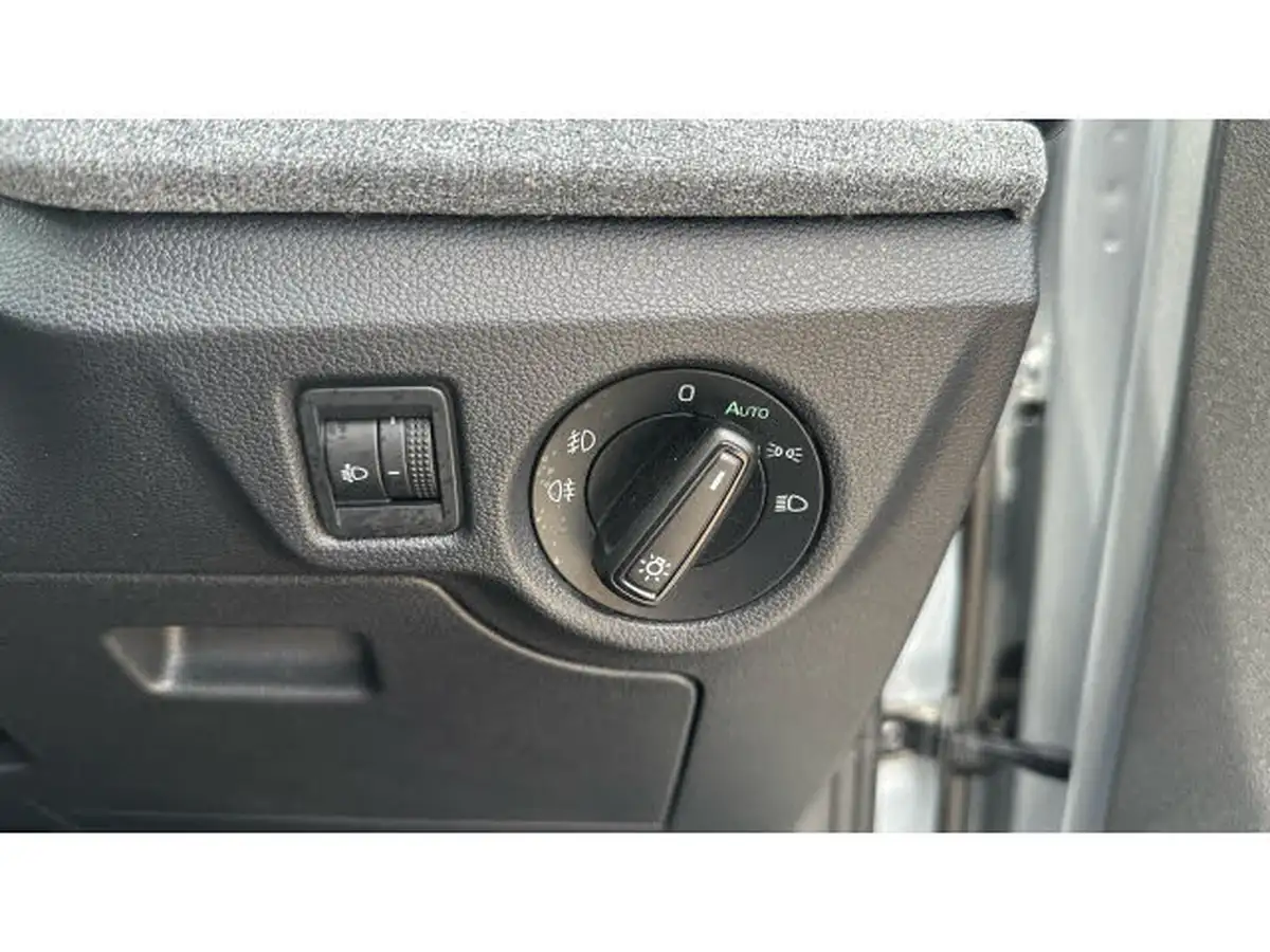 2024-skoda-scala-10-tsi-se-116ps-big-23