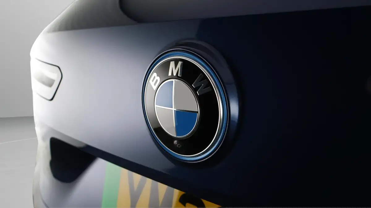 2022-bmw-ix-e-xdrive-40-m-sport-edition-big-26