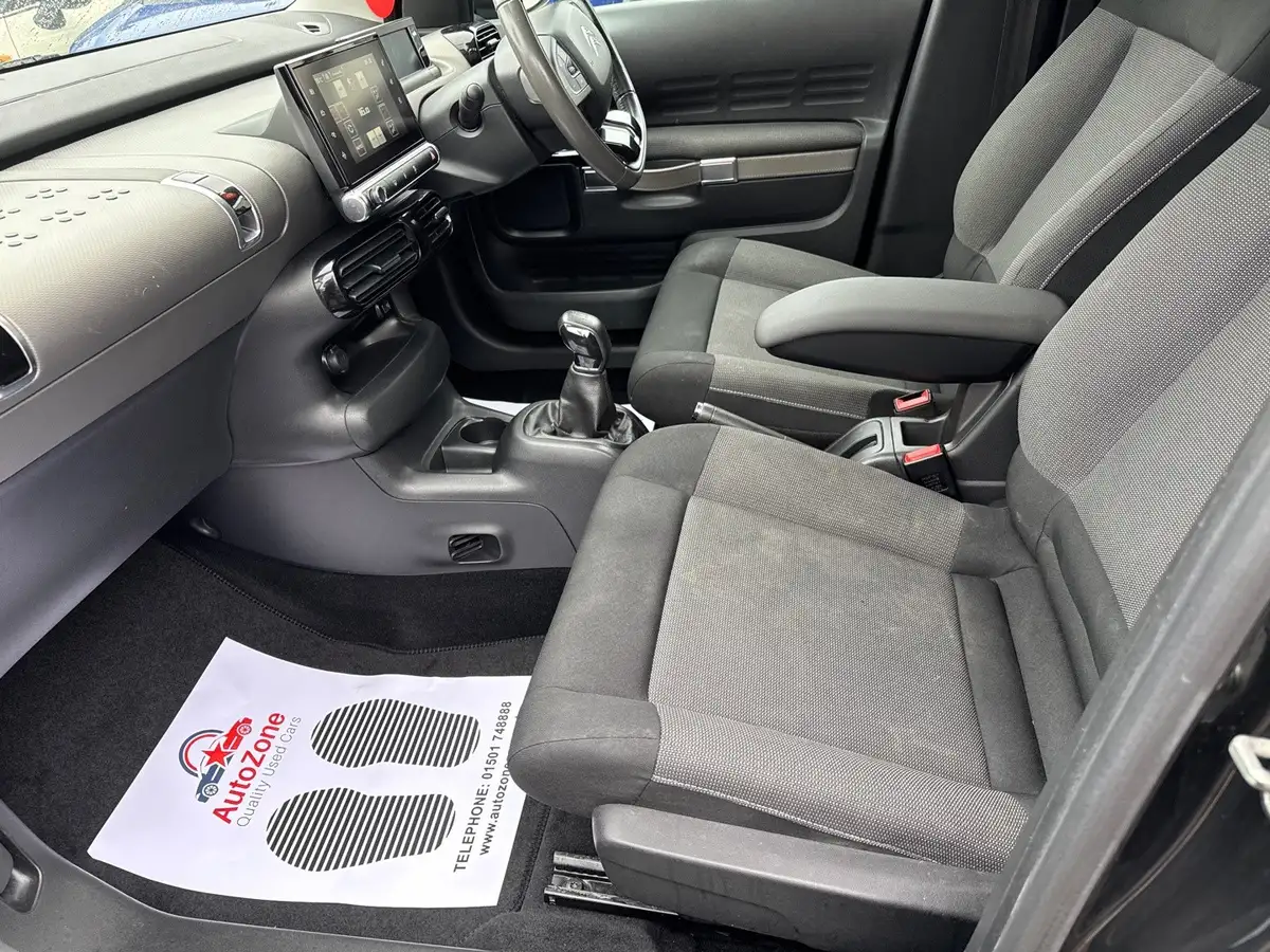 2018-citroen-c4-cactus-12-puretech-flair-110ps-big-12