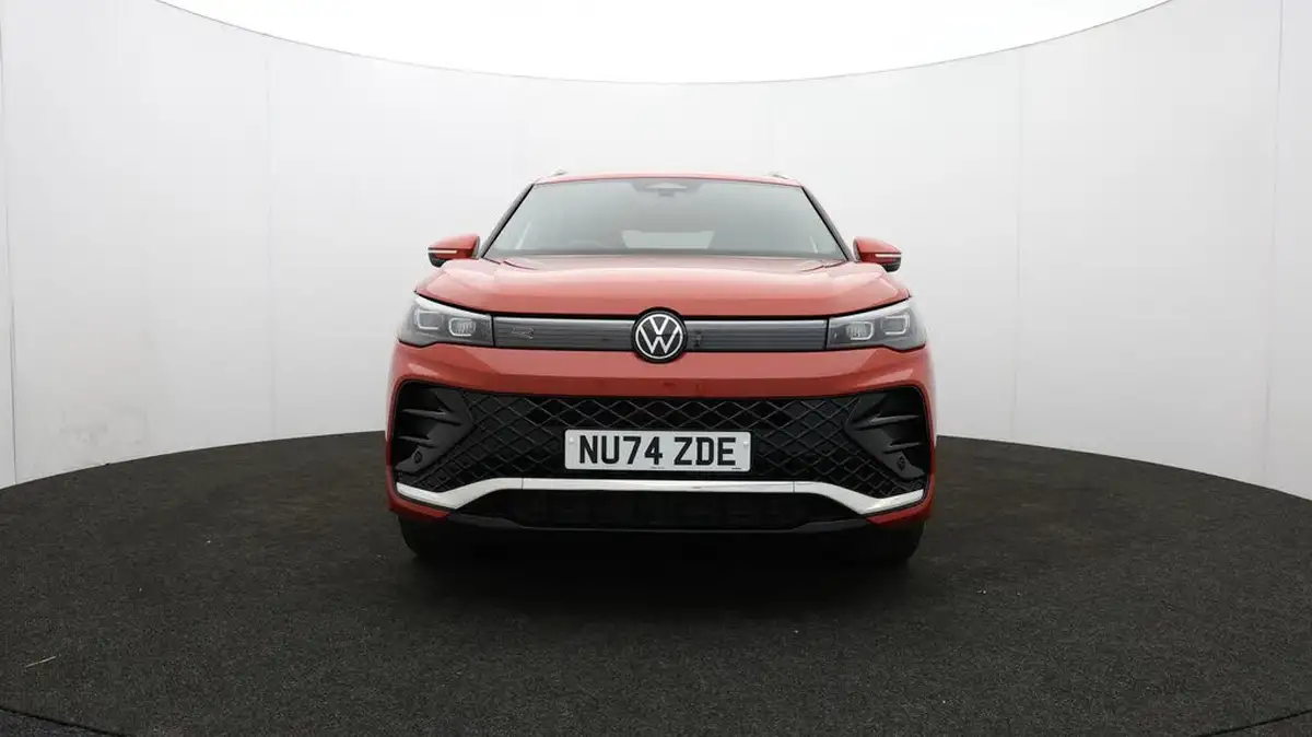 2024-volkswagen-tiguan-15-etsi-r-line-big-60
