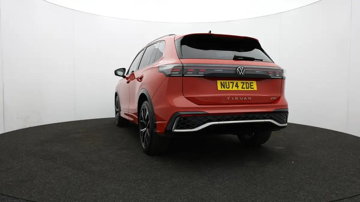 2024-volkswagen-tiguan-15-etsi-r-line-big-36