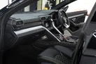 2018-lamborghini-urus-40-no-trim-small-16