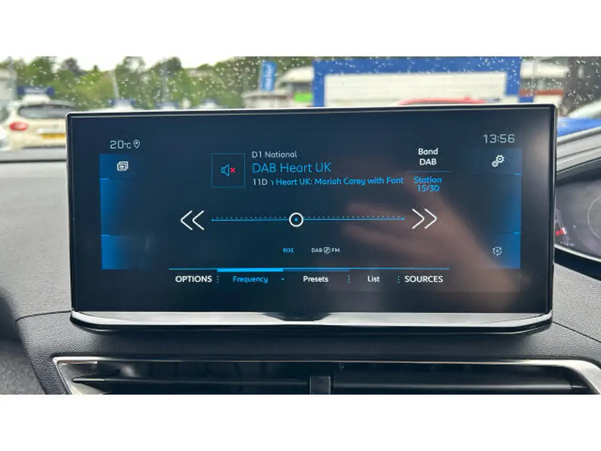 2024-peugeot-5008-suv-12-allure-premium-big-26
