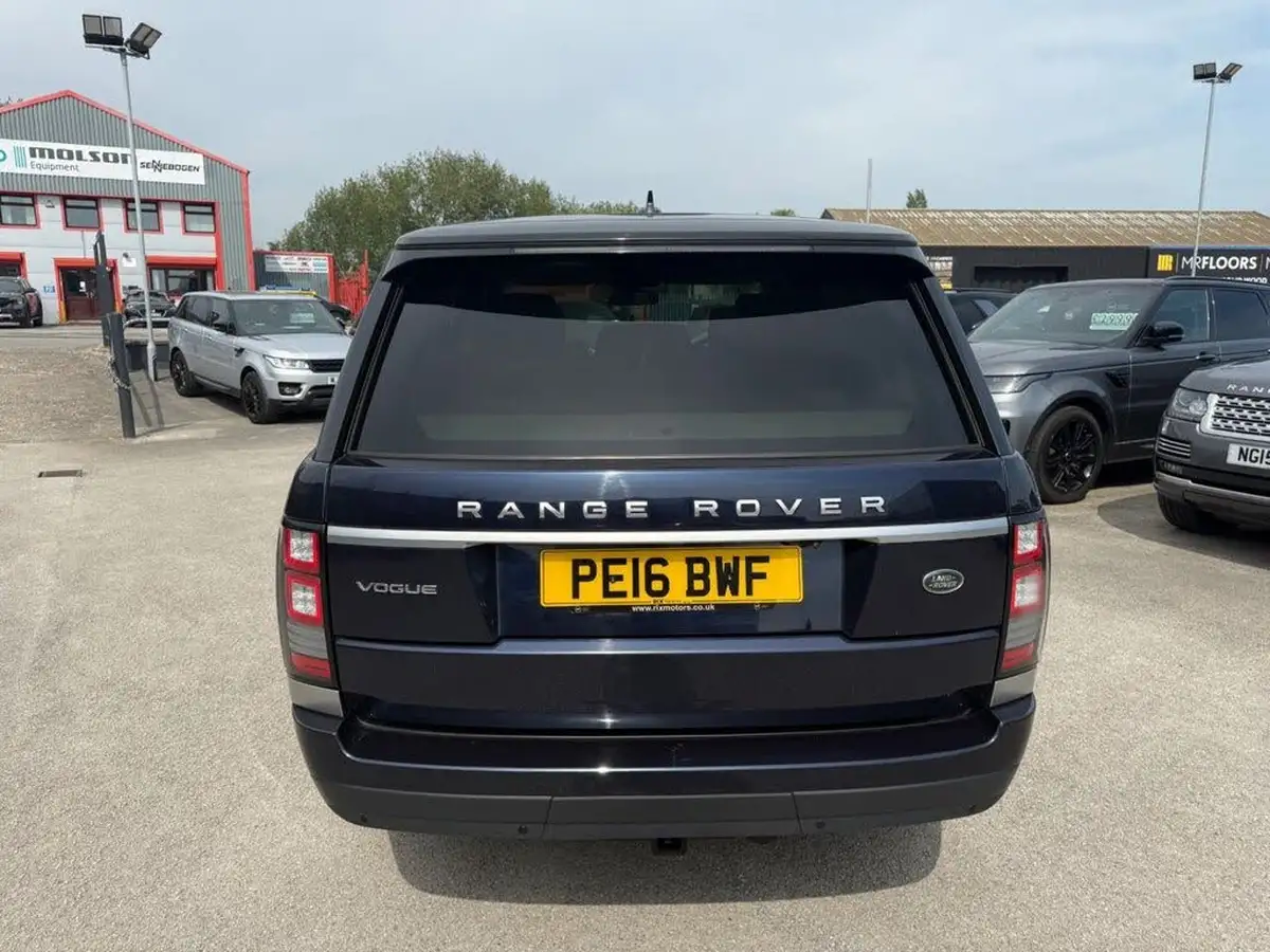 2016-land-rover-range-rover-30tdv6-vogue-30td-v6-awd-big-6