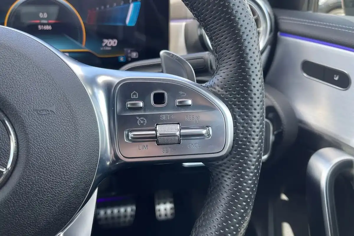 2021-mercedes-benz-a-class-20-a35-amg-premium-edition-hatchback-5d-big-39