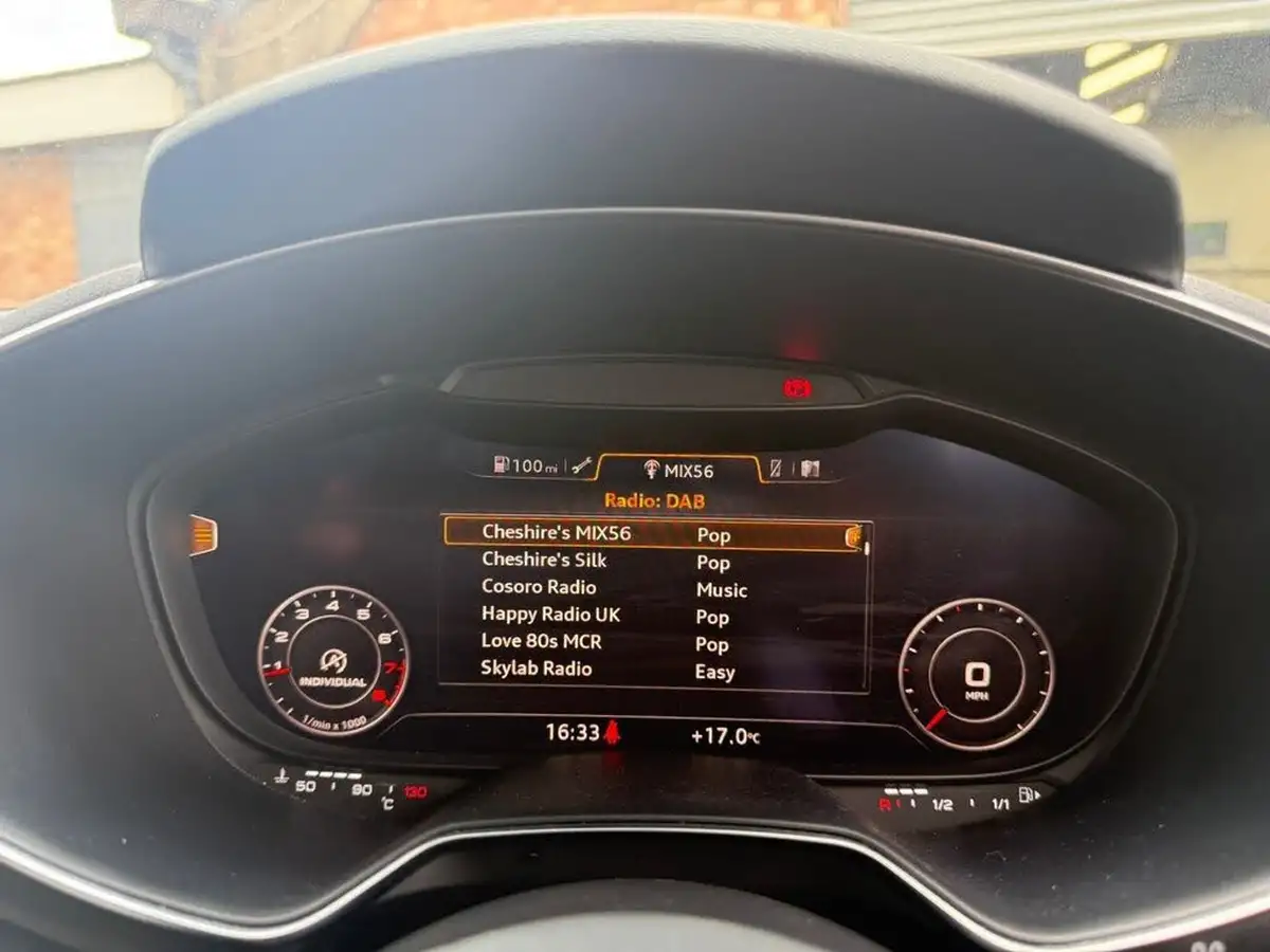 2016-audi-tt-coupe-20-tfsi-s-line-big-27