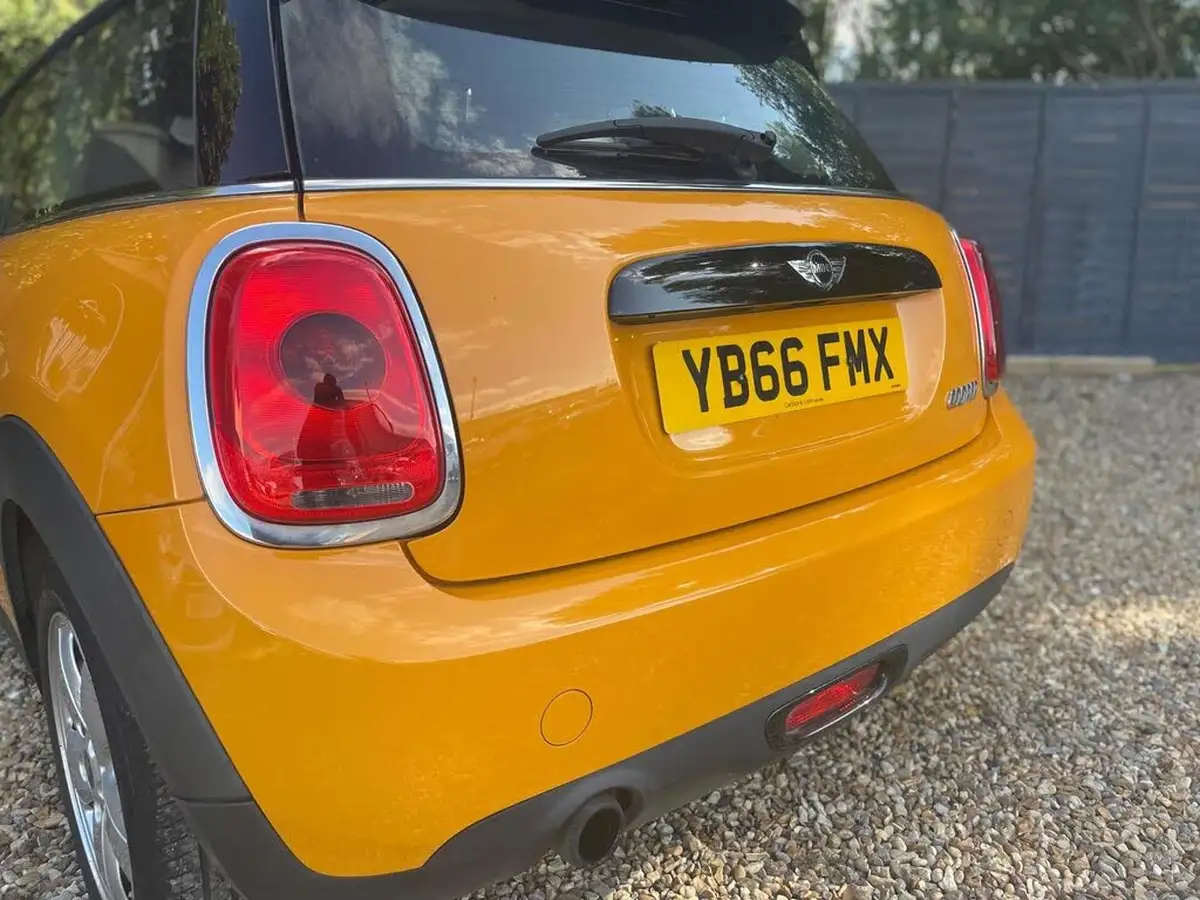 2016-mini-cooper-15-cooper-ss-hatchback-3d-big-36