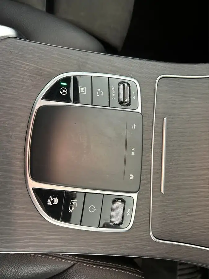 2019-mercedes-benz-glc-class-20d-glc220d-amg-line-station-wagon-5d-4matic-plus-big-20