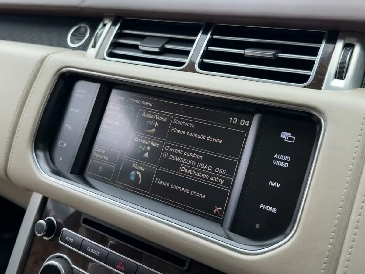 2014-land-rover-range-rover-44-sdv8-autobiography-44sd-v8-339bhp-ss-station-wagon-big-28