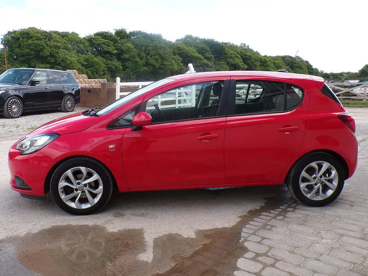 2016-vauxhall-corsa-14i-energy-75ps-ecoflex-ac-5d-big-4