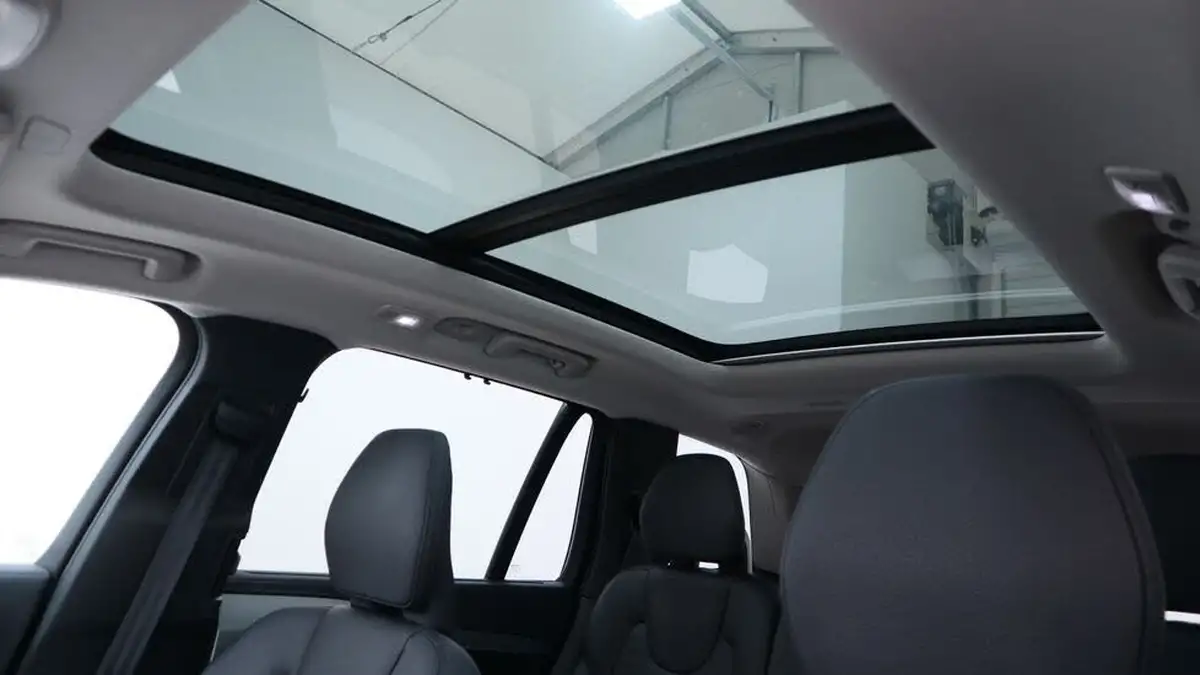 2024-volvo-xc90-20-b5-plus-big-10