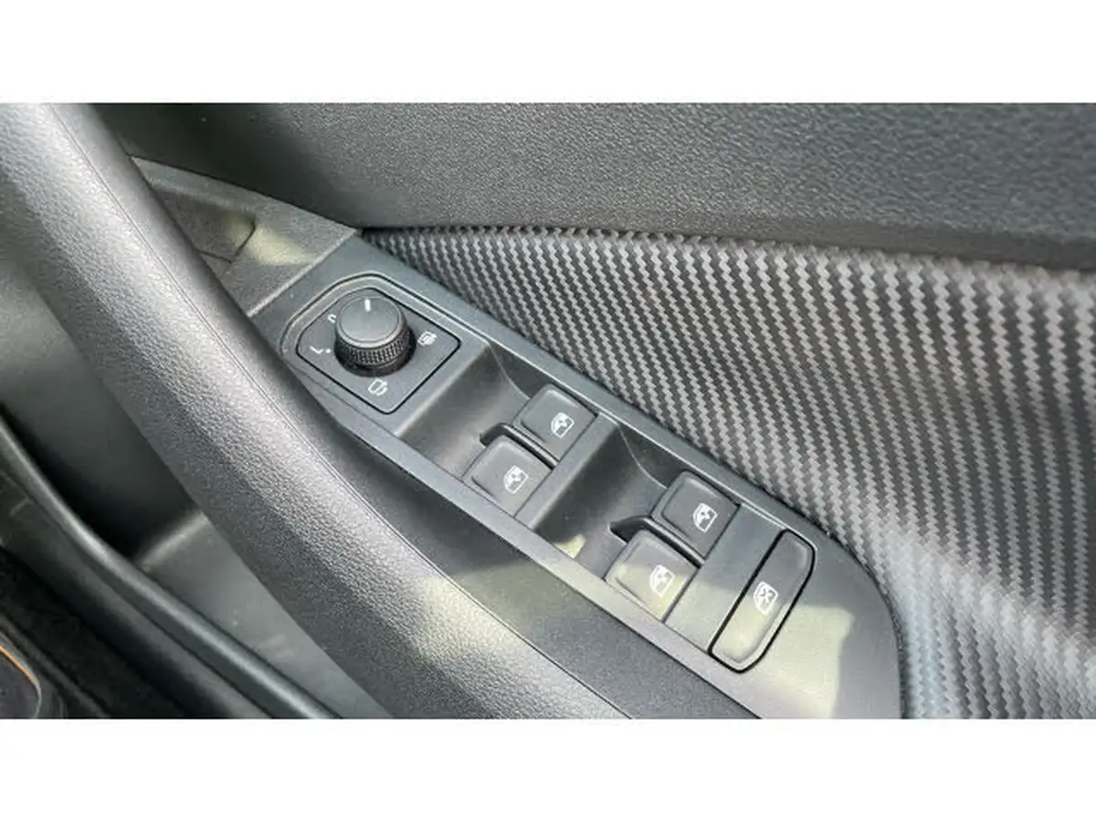 2024-skoda-kamiq-15-tsi-monte-carlo-big-23