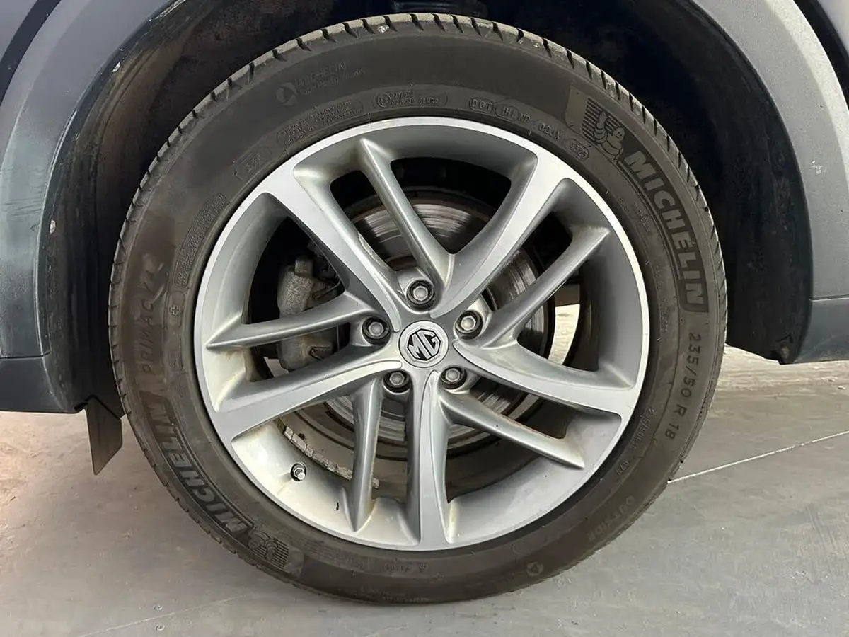 2022-mg-hs-15t-gdi-excite-162ps-dct-big-33