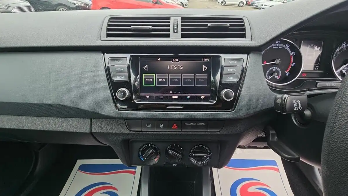2019-skoda-fabia-10-mpi-s-hatchback-big-19