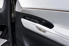 2025-lexus-lm-350h-25-awd-small-20
