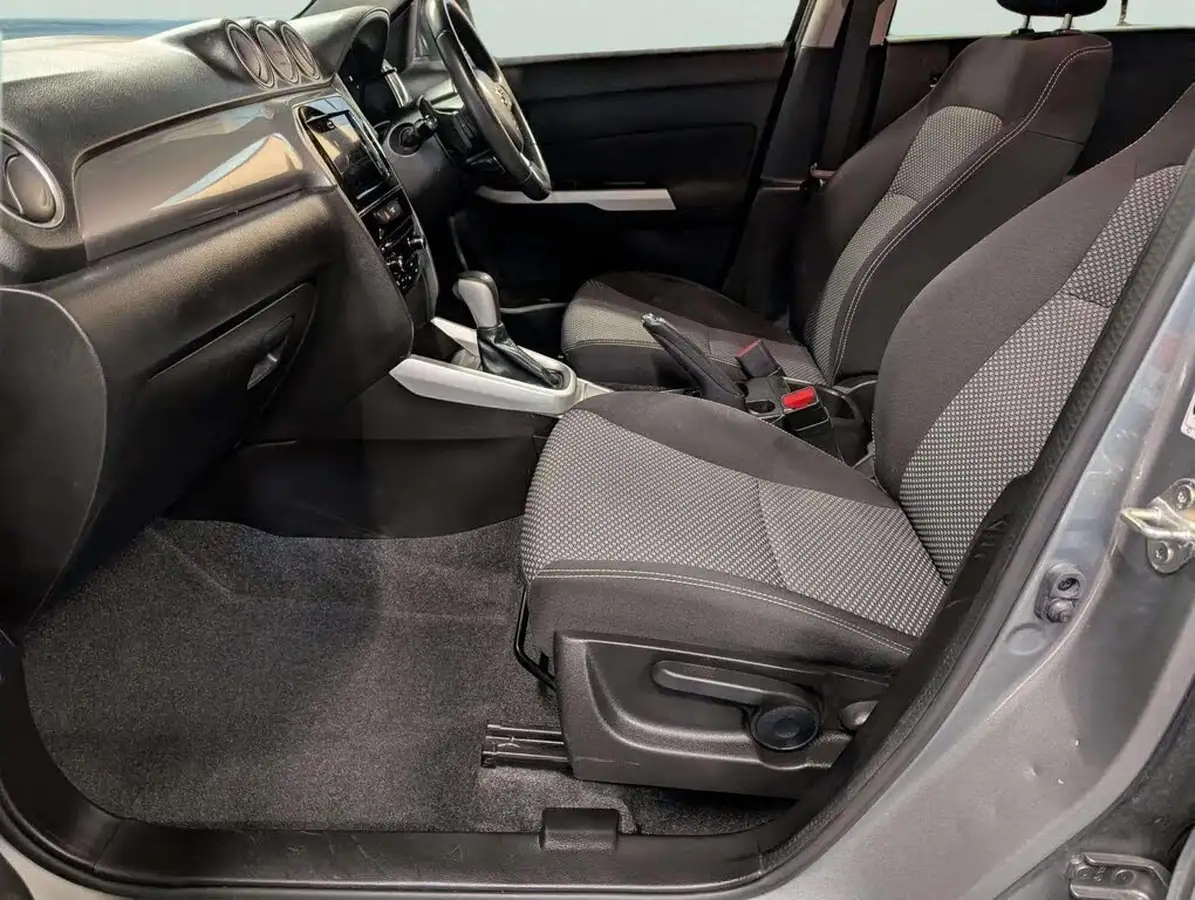 2018-suzuki-vitara-16-sz-t-auto-big-31