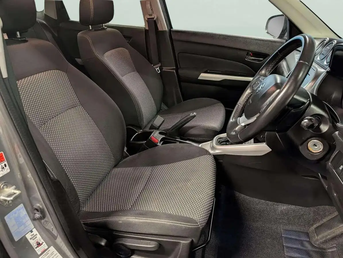2018-suzuki-vitara-16-sz-t-auto-big-27