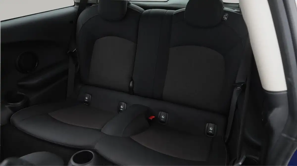 2020-mini-cooper-15-cooper-classic-nav-hatchback-3d-big-16