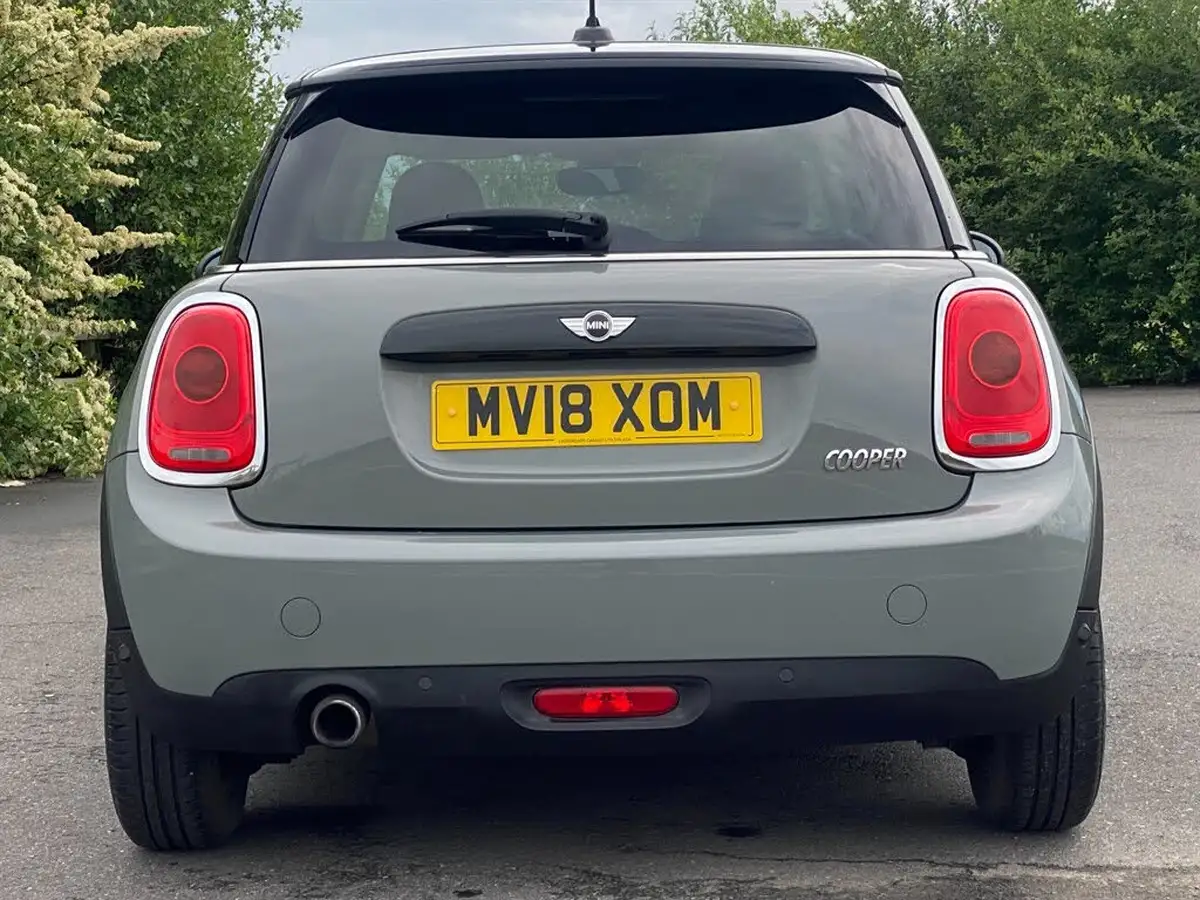 2018-mini-cooper-15-cooper-series-ii-ss-hatchback-3d-auto-big-23