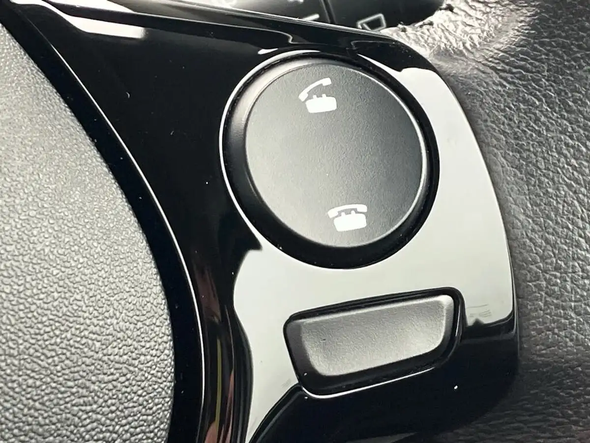 2020-citroen-c1-10-vti-flair-ss-5d-big-37