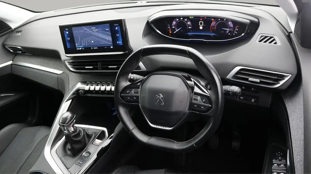 2021-peugeot-3008-suv-15-bluehdi-allure-big-9