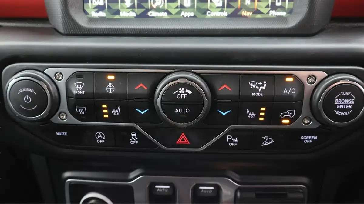 2019-jeep-wrangler-22-multijet-ii-rubicon-hard-3d-big-12
