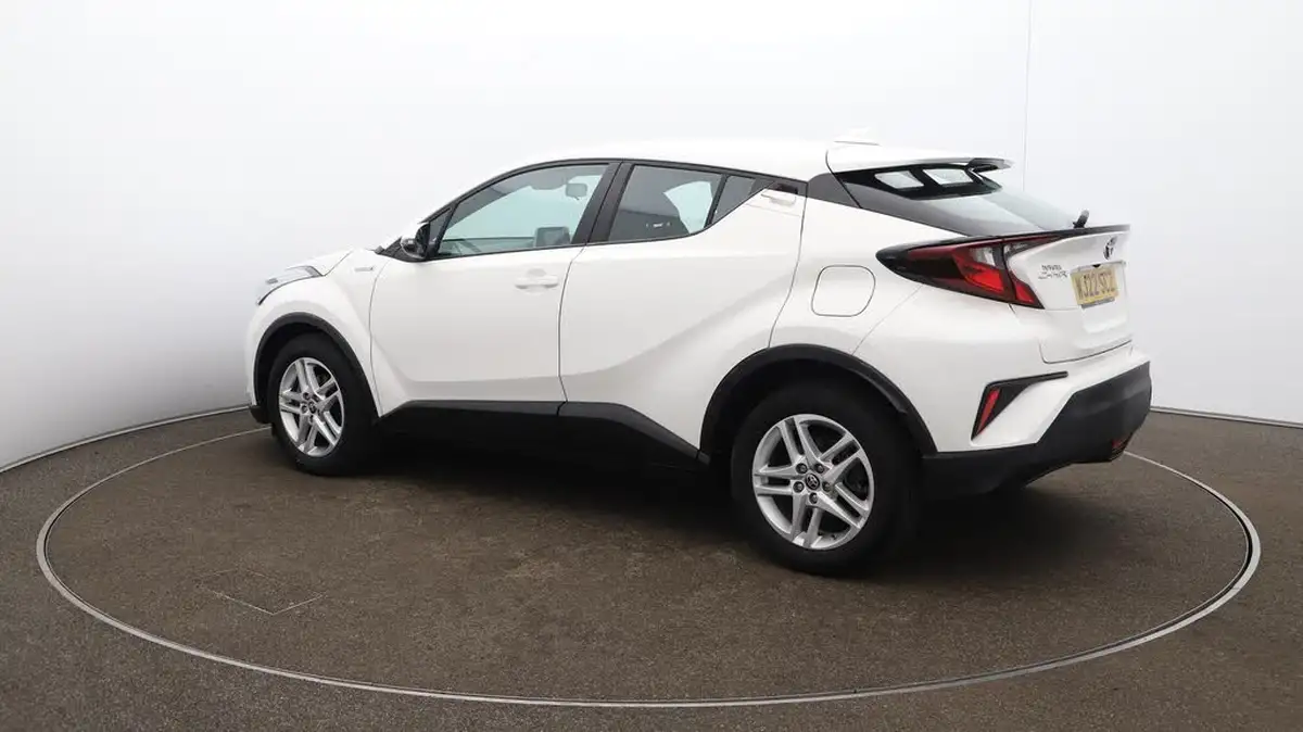 2022-toyota-c-hr-18-vvt-i-icon-big-37