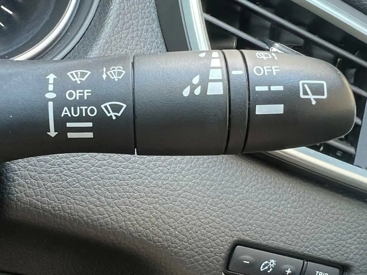 2019-nissan-qashqai-15dci-n-connecta-18in-alloys-dct-big-47