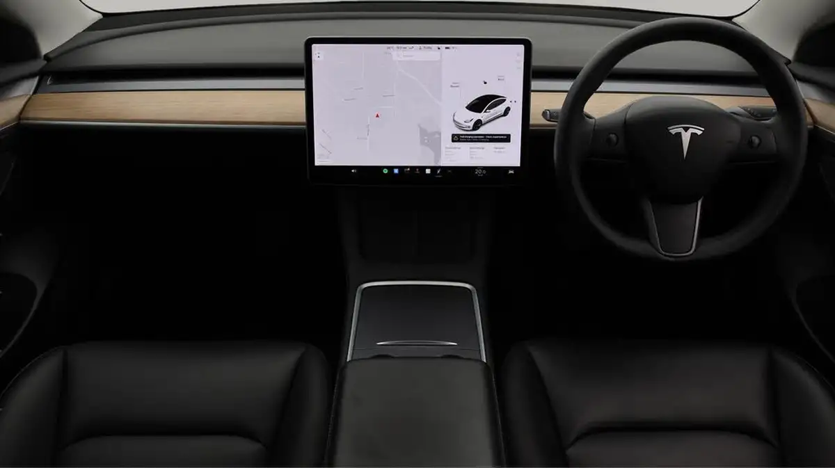 2021-tesla-model-3-e-long-range-awd-big-13