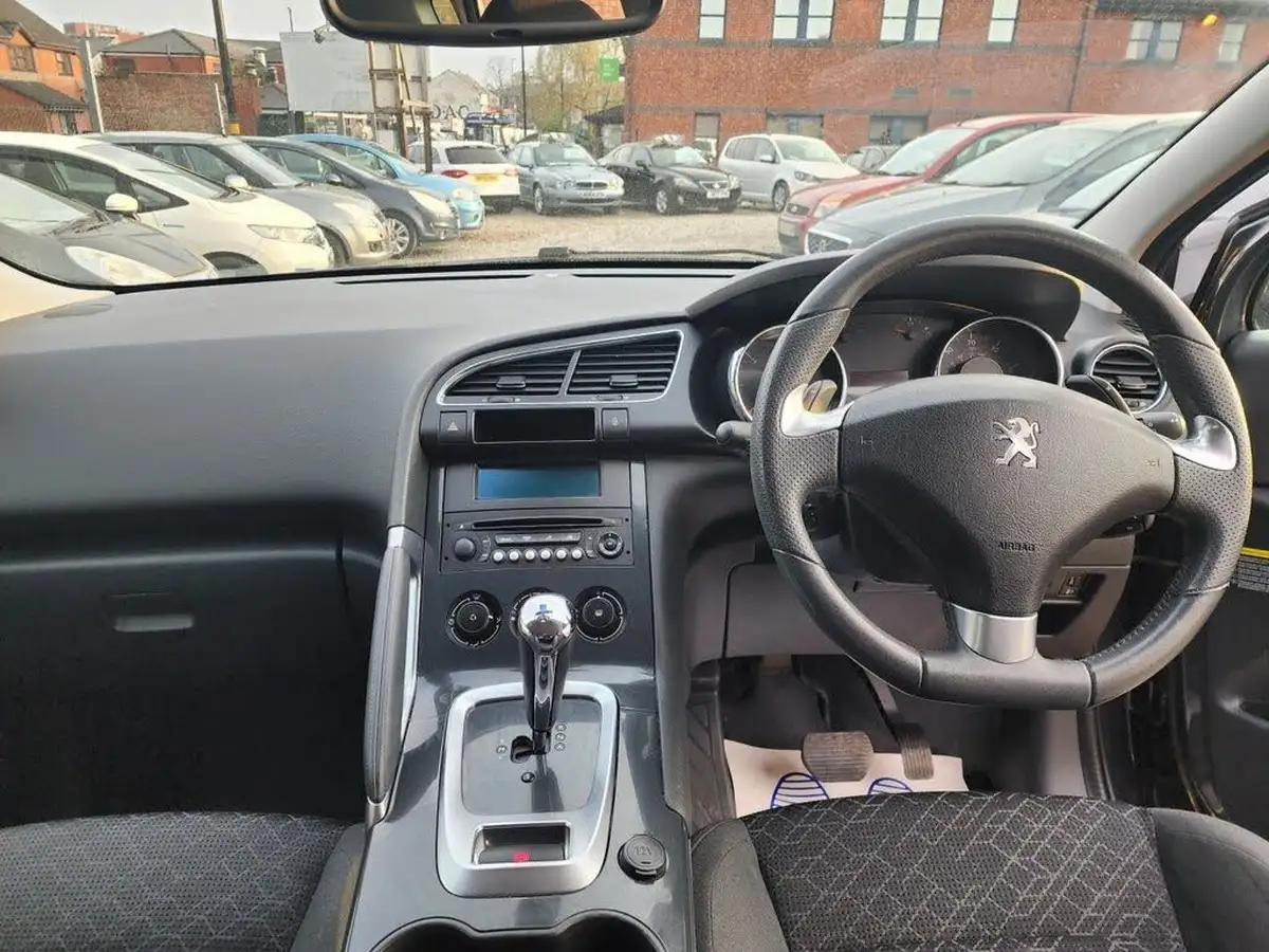 2015-peugeot-3008-crossover-16hdi-active-ss-etg-big-18