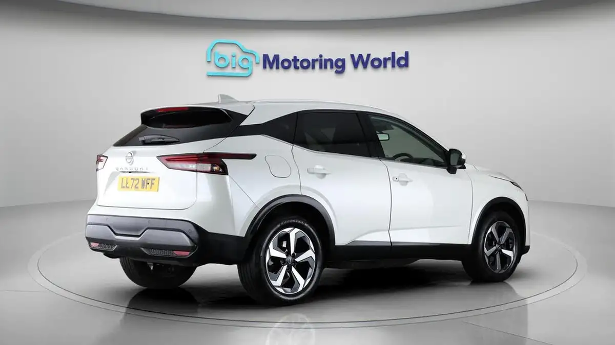 2022-nissan-qashqai-13-dig-t-n-connecta-140ps-big-7