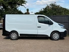 2017-renault-trafic-16dci-sl27-120-business-e6-panel-small-2