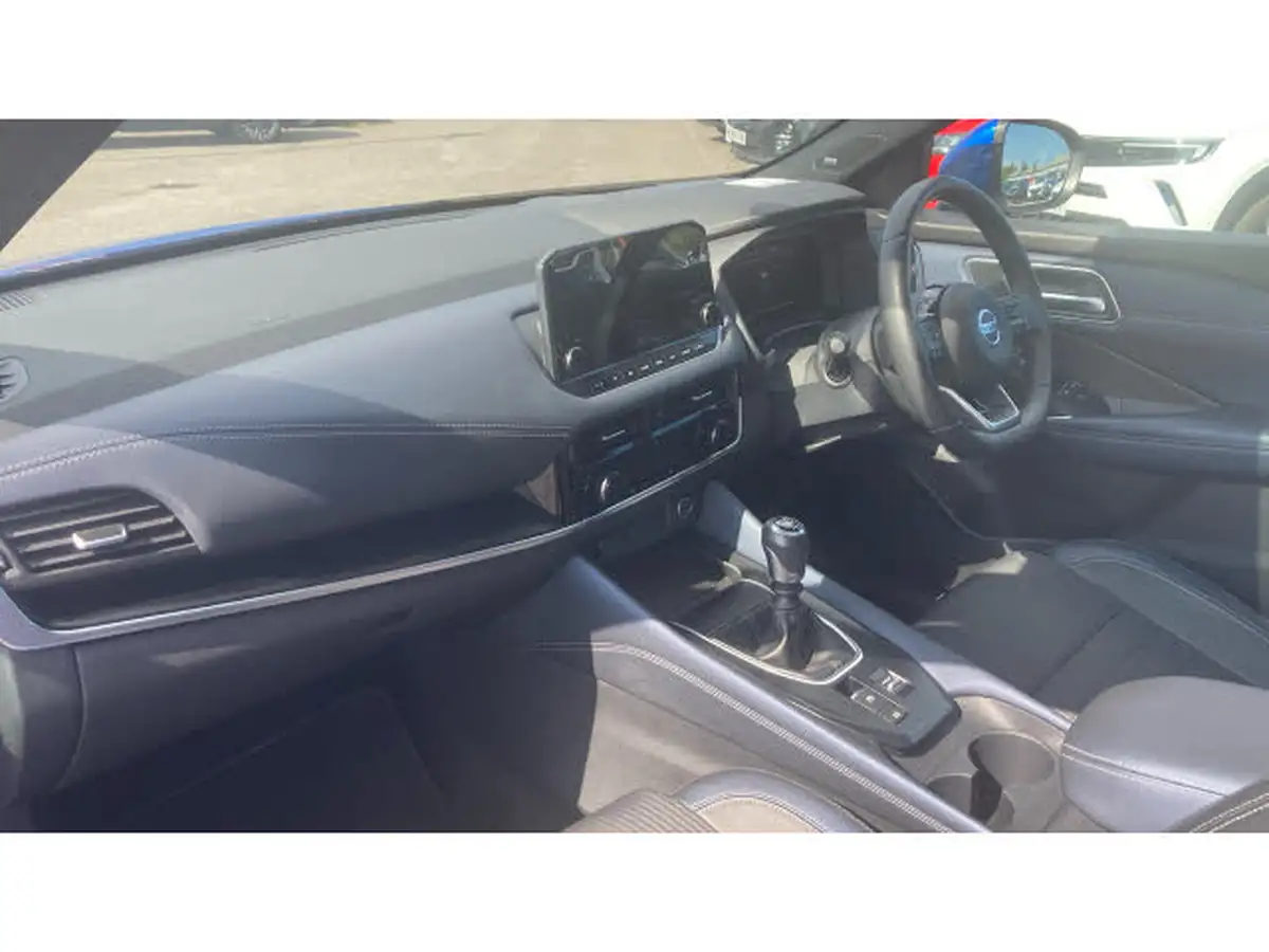2022-nissan-qashqai-13-dig-t-tekna-140ps-big-8