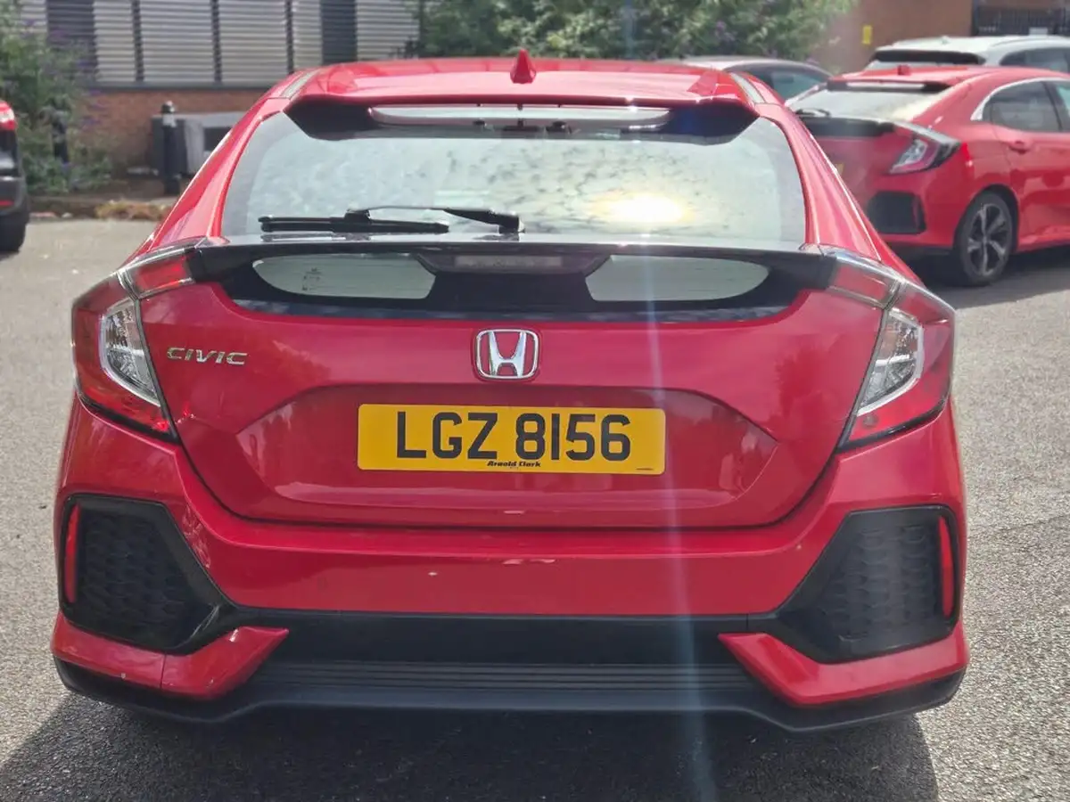 2018-honda-civic-10-vtec-turbo-se-126ps-hatchback-5d-big-12