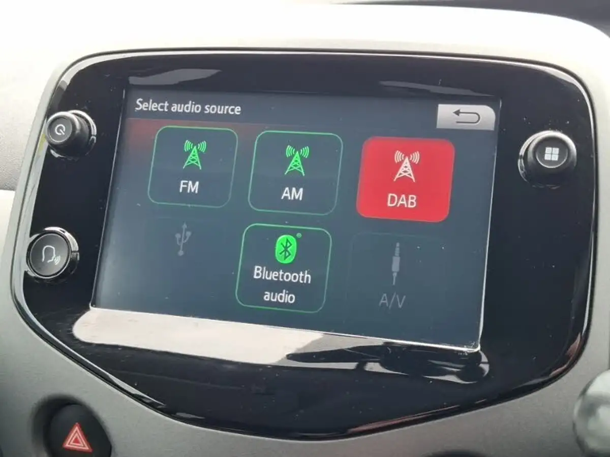 2018-toyota-aygo-10-vvt-i-x-press-71bhp-big-15
