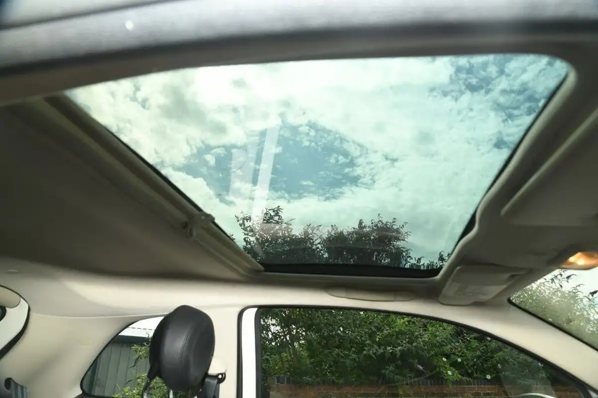 2018-fiat-500-12-lounge-big-12