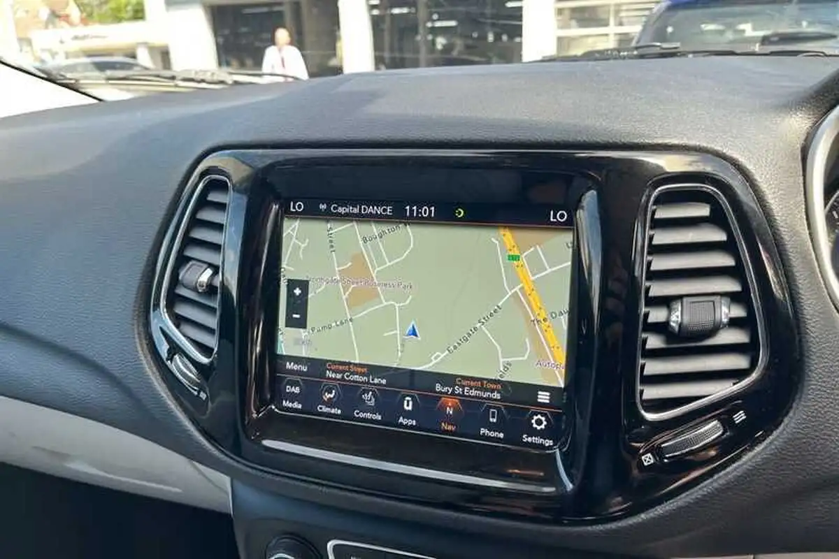 2021-jeep-compass-14-multiair-ii-limited-138bhp-big-17