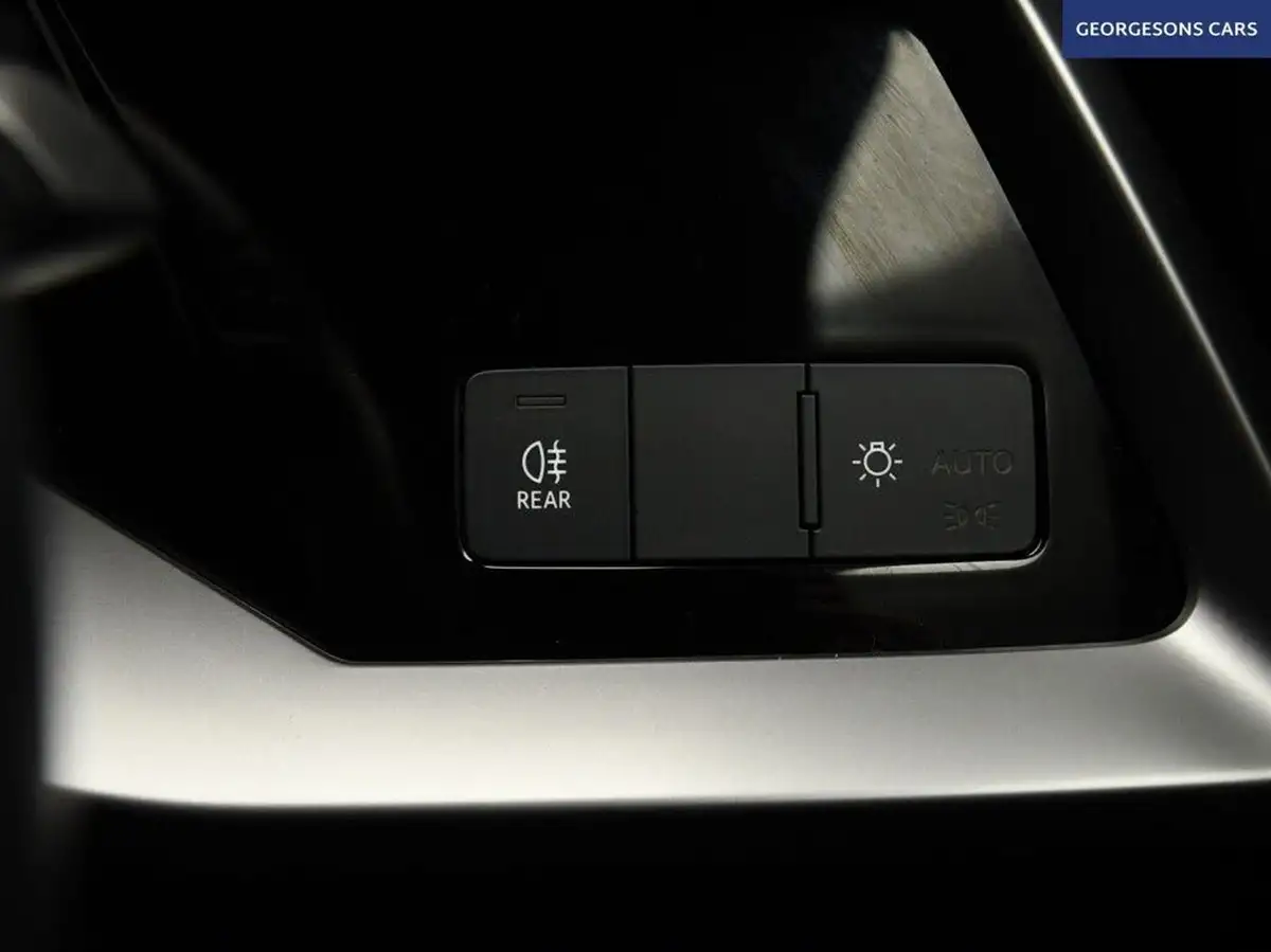 2023-audi-a3-10-30-tfsi-technik-s-tronic-big-50